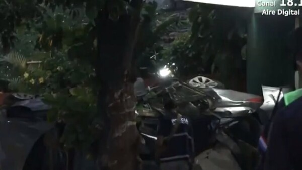 Impactante y brutal vuelco de auto deja tres jóvenes de 18 y 19 años fallecidos en Luque