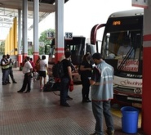 Dinatrán anuncia horarios liberados y menores tarifas por las fiestas - Paraguay.com