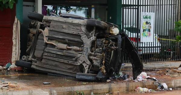 La Nación / Tres jóvenes mueren en accidente en pleno centro de Luque