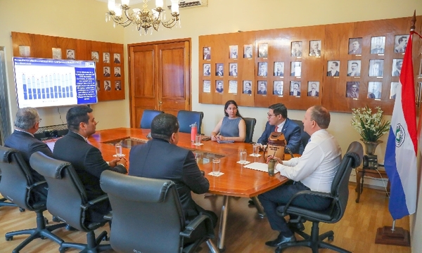Destacan resultados positivos de la Dirección Nacional de Ingresos Tributarios - .::Agencia IP::.