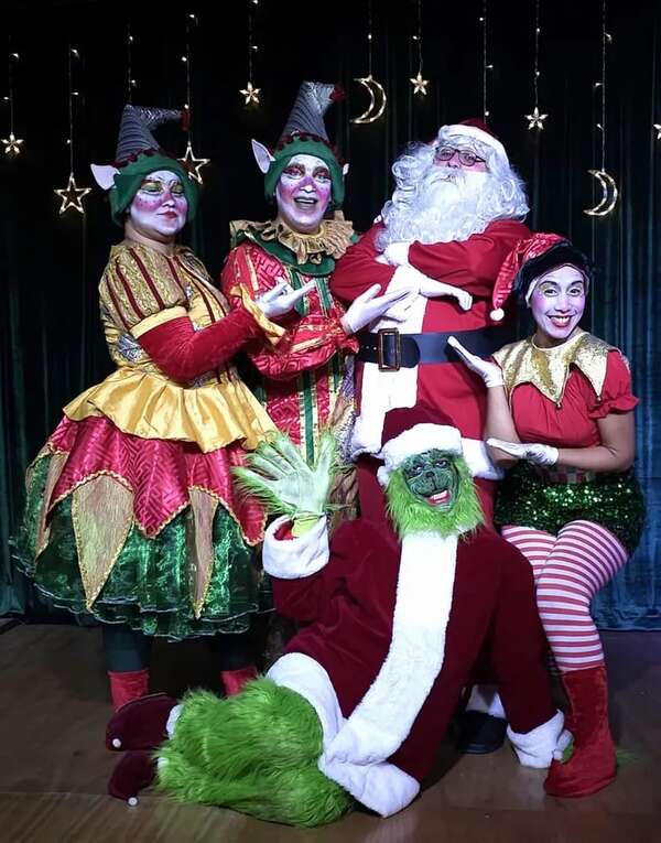 “Plaza Navidad” abre con teatro, música y pesebre viviente - Cultura - ABC Color