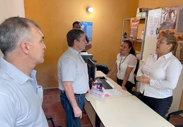 Visita a la sede de Primera Instancia de Fuerte Olimpo, Capital Departamental