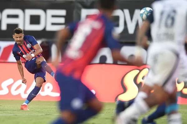 “Ángel Romero me encanta y quiero que tenga revancha en el club” - Fútbol Internacional - ABC Color