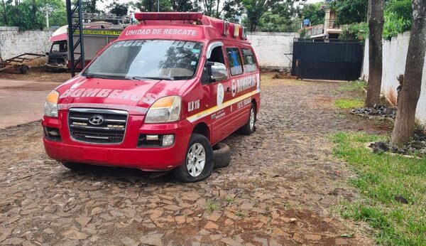 Bomberos sin ambulancias en Franco y municipalidad no cumple con aporte desde hace 6 meses