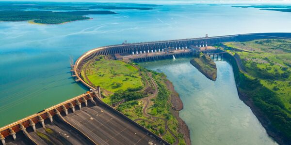 Diario HOY | Itaipu supera otro récord de producción diaria, ANDE alcanza pico de demanda