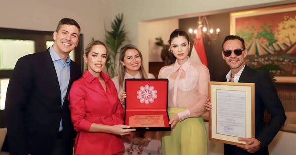 La Nación / Nadia Ferreira fue designada como Embajadora Turística del Paraguay