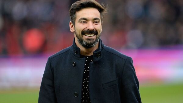 Ezequiel Lavezzi se encuentra internado en Punta del Este