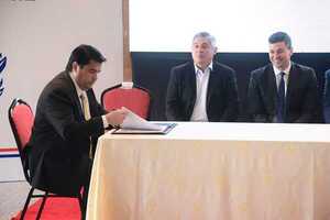 EBY se incorpora a programa de becas