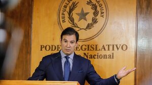 Ovelar alardea que su hijo tiene “más chances” de acceder a cargos por ser de “colegio top”