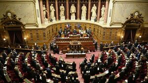 Parlamento francés adopta una controvertida ley migratoria - ADN Digital