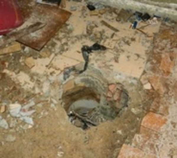 Encuentran túnel, armas, drogas y millonaria suma en Tacumbú - Paraguay.com