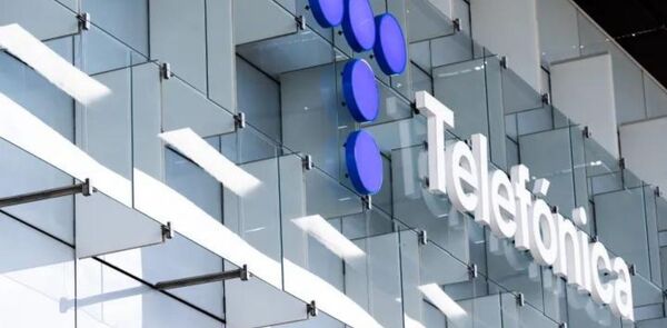 Telef贸nica sube casi un 4% en bolsa ante la pr贸xima entrada de la Sepi en su capital - Revista PLUS