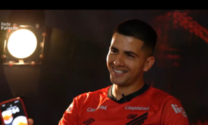 (VIDEO). La historia del pelotero Mateo Gamarra tras su llegada al Athletico Paranaense