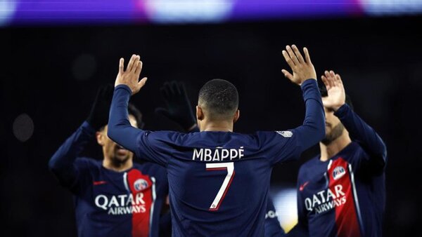Mbappé celebra su 25 cumpleaños con un doblete