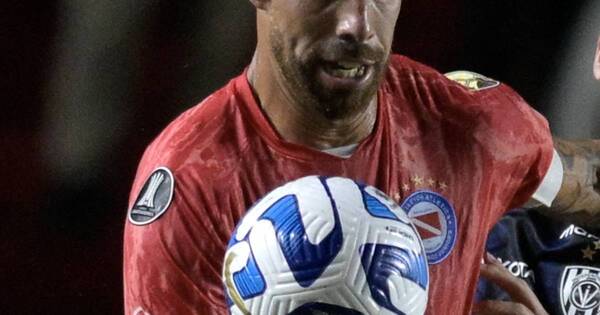 La Nación / Boca Jrs., de nuevo busca a Gabi Ávalos