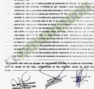Denuncia por producción de documentos no auténticos salpica a jefa de estadística y por prevaricato a juezas