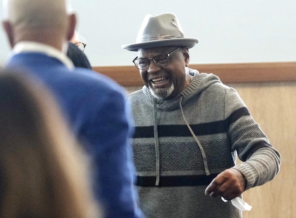 Estados Unidos: hombre que estuvo 48 años en prisión fue declarado inocente - Unicanal