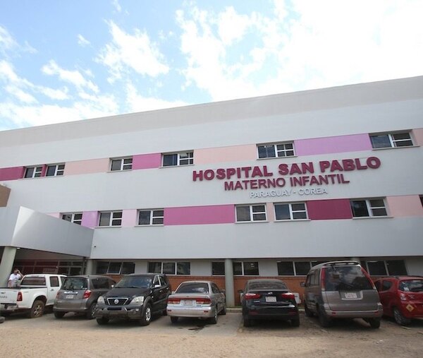 Una joven dio a luz, se fue del hospital y dejó a su bebé recién nacida, según denuncia