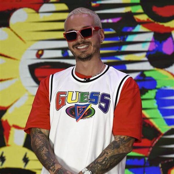 J. Balvin respondió a Anuel por llamarlo “estúpido” en tiradera contra Arcángel