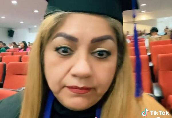 El dolor de una madre: Terminó el colegio ¡a los 50 años! pero algo impensado le quebró el corazón