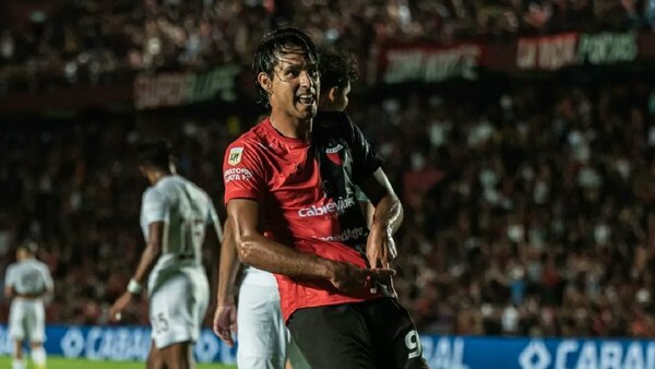 Versus / El equipo paraguayo que quiere contar con Jorge "Conejo" Benítez