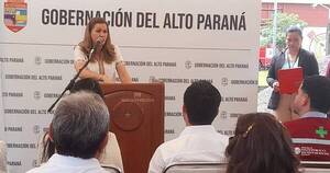 La Nación / Ministra de Salud rehabilitó UTI Infantil en CDE y entregó móvil