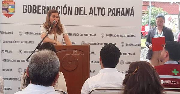 La Nación / Ministra de Salud rehabilitó UTI Infantil en CDE y entregó móvil