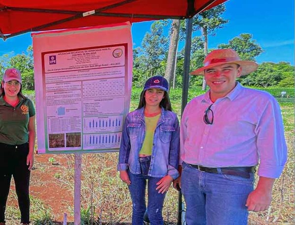 Alumnos de Agronomía de la UPE presentan innovaciones en trabajos de campo experimental | DIARIO PRIMERA PLANA