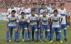 Versus / El recuerdo solense del zaguero Bruno Valdez