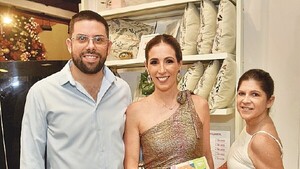 Inauguración del showroom de BYD