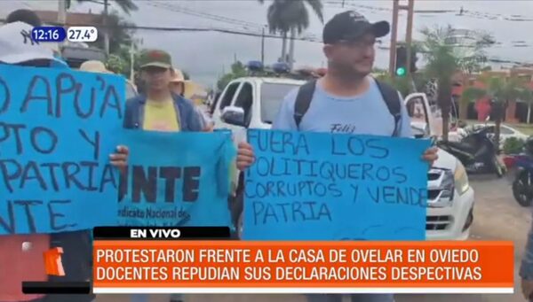 Maestros protestaron contra Silvio Ovelar | Telefuturo