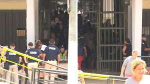 Familiares de reclusos no logran ingresar a la cárcel de Tacumbú - Nacionales - ABC Color