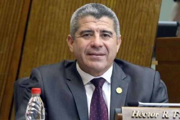 Hija de diputado acusado de acoso cobra jugoso salario en la Cámara Baja - Noticiero Paraguay