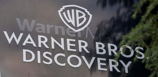 Las compa帽铆as Warner Bros Discovery y la Paramount Global hablan sobre posible fusi贸n - Revista PLUS