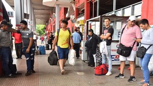 Dinatrán libera horario de buses desde este viernes por Navidad