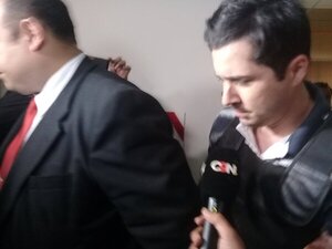 Revocan arresto domiciliario a secretario de Cucho quien deberá cumplir prisión preventiva