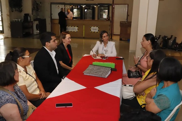 Apuntan a simplificar trámites para negocios - El Independiente