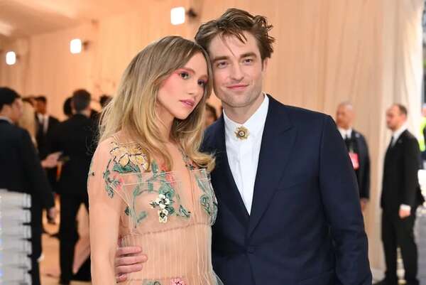 Robert Pattinson y Suki Waterhouse, ¡comprometidos! - Gente - ABC Color