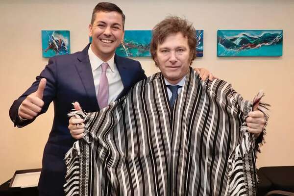 Santi Peña dice que medidas económicas de Milei beneficiarán a ciudades fronterizas del Paraguay - Política - ABC Color