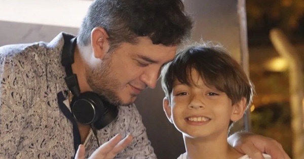 Tremenda sorpresa le dio Nachito a su papá - EPA