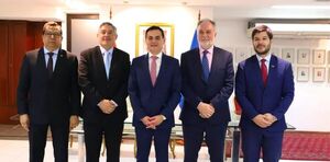 Uni贸n Europea desembolsa 13 millones de euros de apoyo a la educaci贸n y protecci贸n social en Paraguay - Revista PLUS