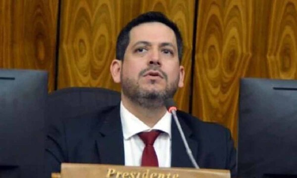 Raúl Latorre asegura que hijo de Silvio Beto Ovelar no ingresó a Diputados durante su administración – Prensa 5