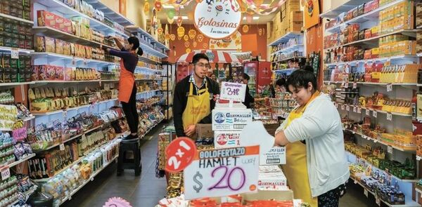 Nuevo d茅ficit comercial en Argentina, con un rojo de 615 millones de d贸lares en noviembre - Revista PLUS