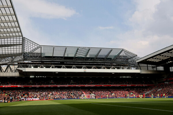 Versus / En Liverpool hay preocupación por la "falta de ambiente" en Anfield