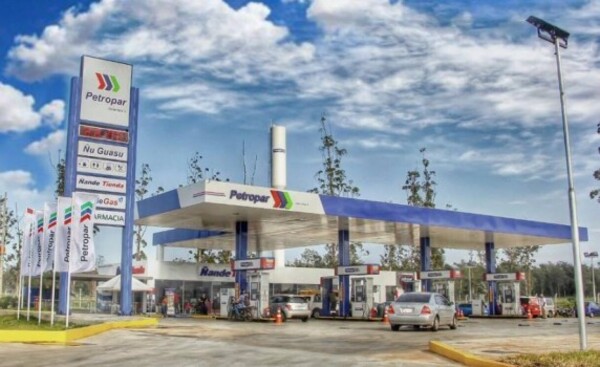 Petropar baja precios de sus combustibles