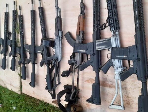 Senad incauta armas de IAS en operativo contra banda de alias Macho · Radio Monumental 1080 AM