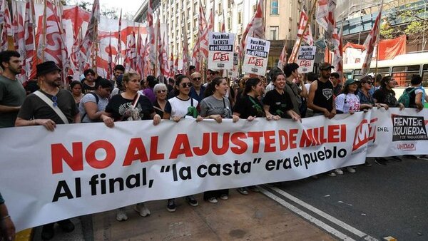 Gobierno de Milei cobrará a organizadores de protestas los 60 millones de pesos que costó el despliegue policial