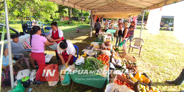 FERIA DE PRODUCTORES Y ARTESANOS ES TODO UN ÉXITO EN EL DISTRITO DE CAMBYRETÁ - Itapúa Noticias