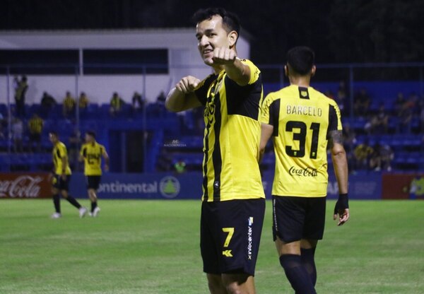 Versus / El club del fútbol paraguayo que sueña con tener a Néstor Camacho