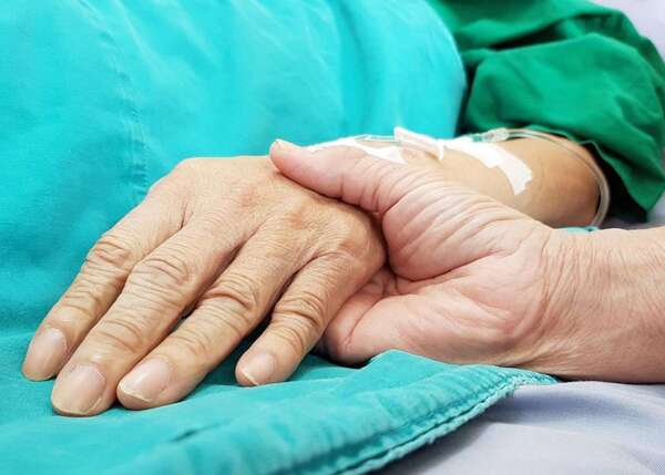 Diario HOY | Cuba abre el camino a la eutanasia con aprobación de nueva ley de salud